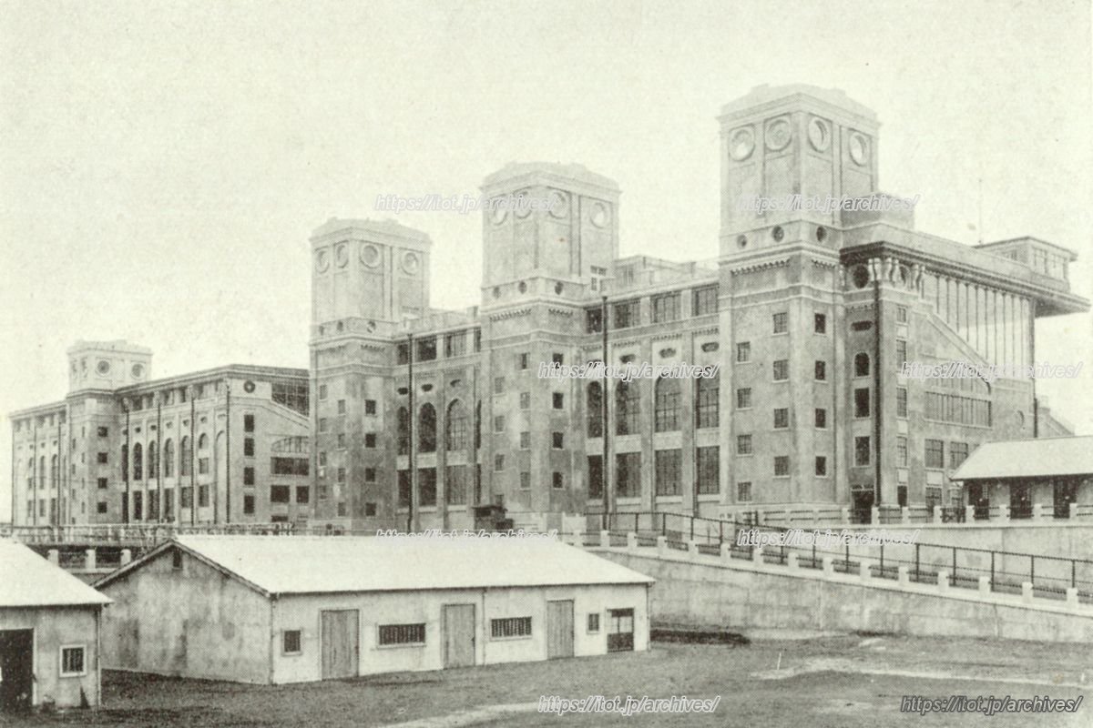 根岸競馬場／横浜競馬場