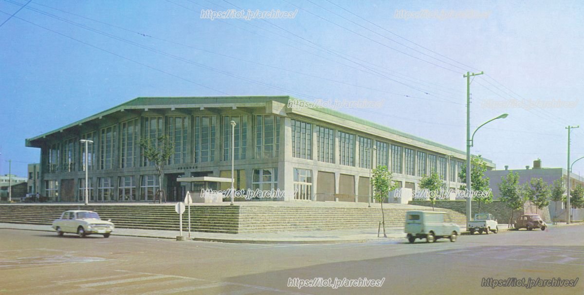 横浜文化体育館